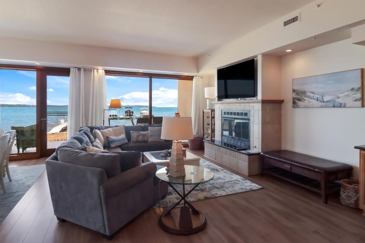 Sugar Beach Villa 1012 Luxury Waterfront Condo 特拉弗斯城 外观 照片