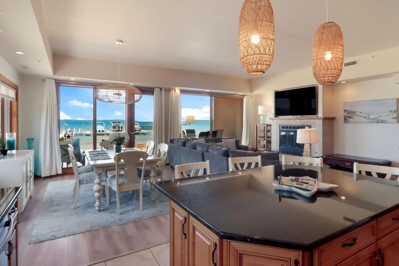 Sugar Beach Villa 1012 Luxury Waterfront Condo 特拉弗斯城 外观 照片